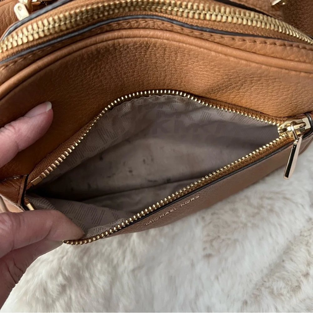 MICHAEL KORS Luka Small Satchel in Acorn Brown with top handle and crossbody